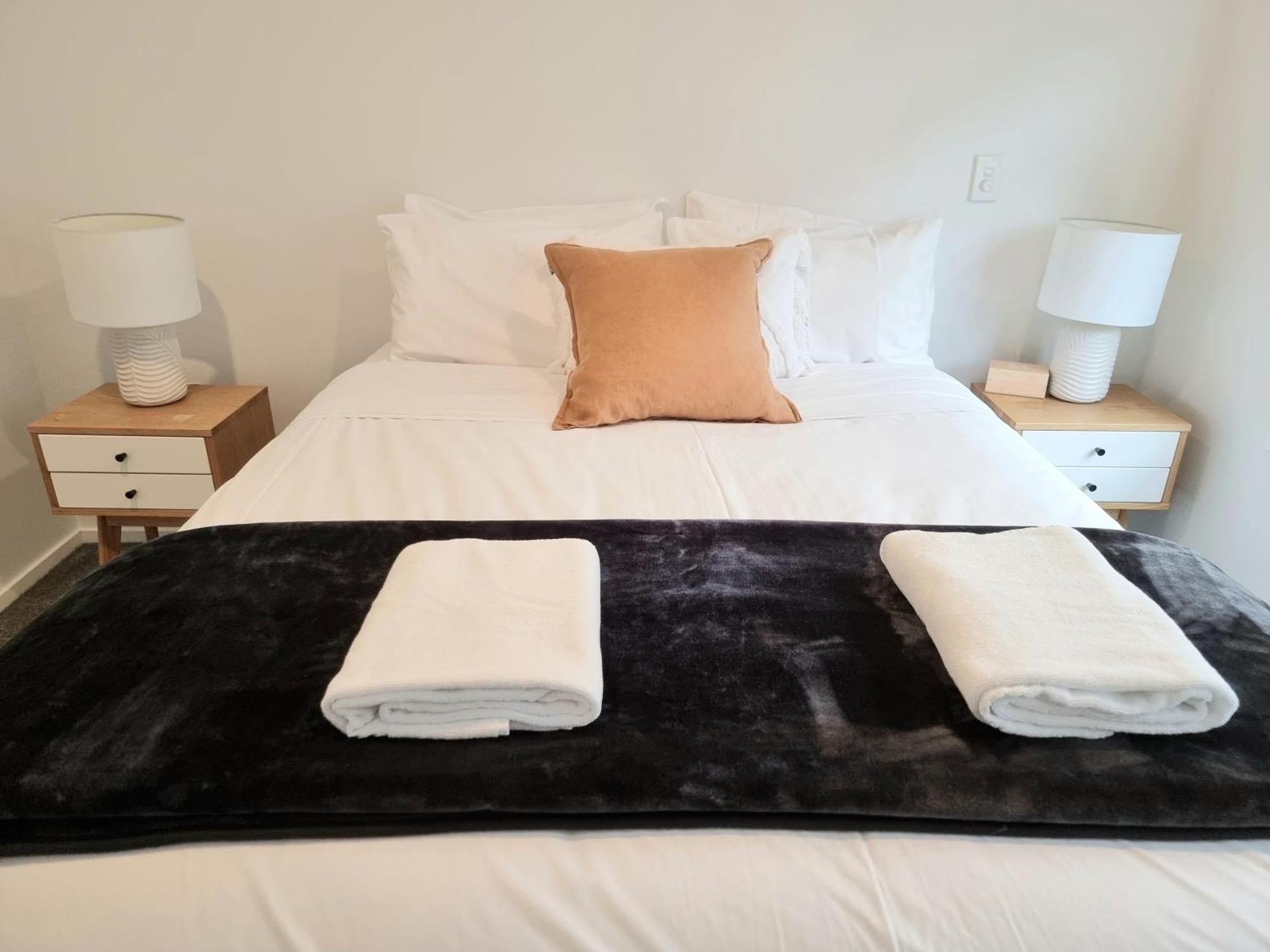 Central 2Brm 2Bth Townhouse Free Carpark Christchurch Buitenkant foto